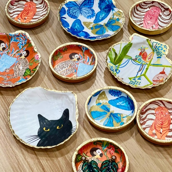 Home Decorative Leopard Trinket Jewelry / Ring Dish - handmade gift - Picture 2 of 3